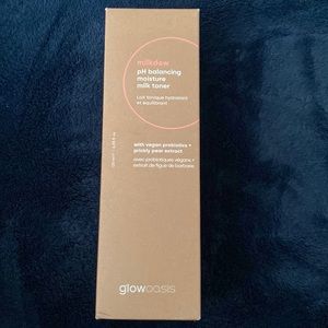 NEW!!!GlowOasis moisture milk toner